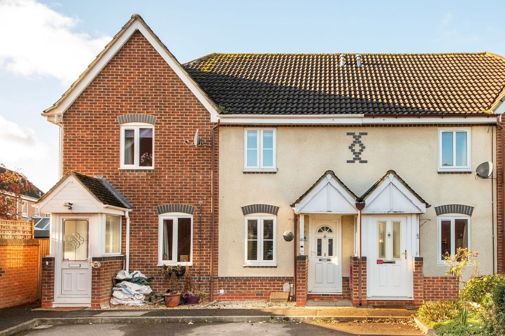 Property photo 1 of 12