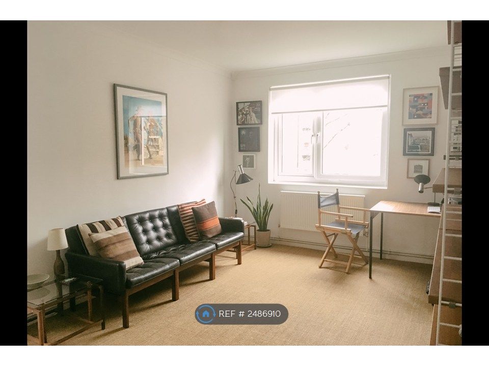 Property photo 1 of 15 Living Room