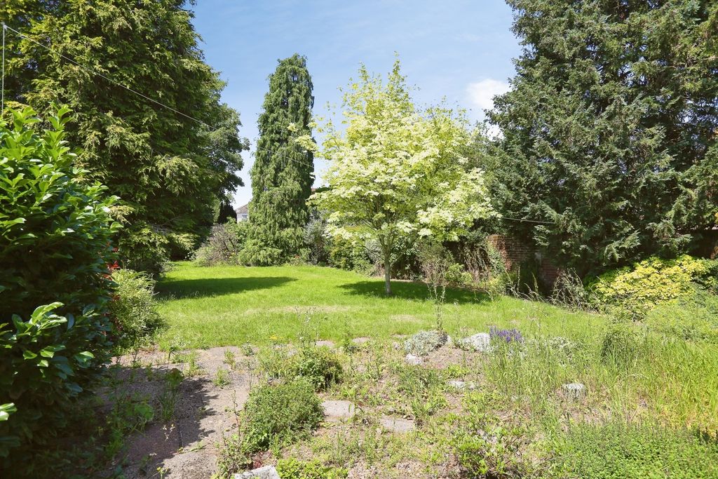 Property photo 3 of 20 Pbox-Img.Jpg