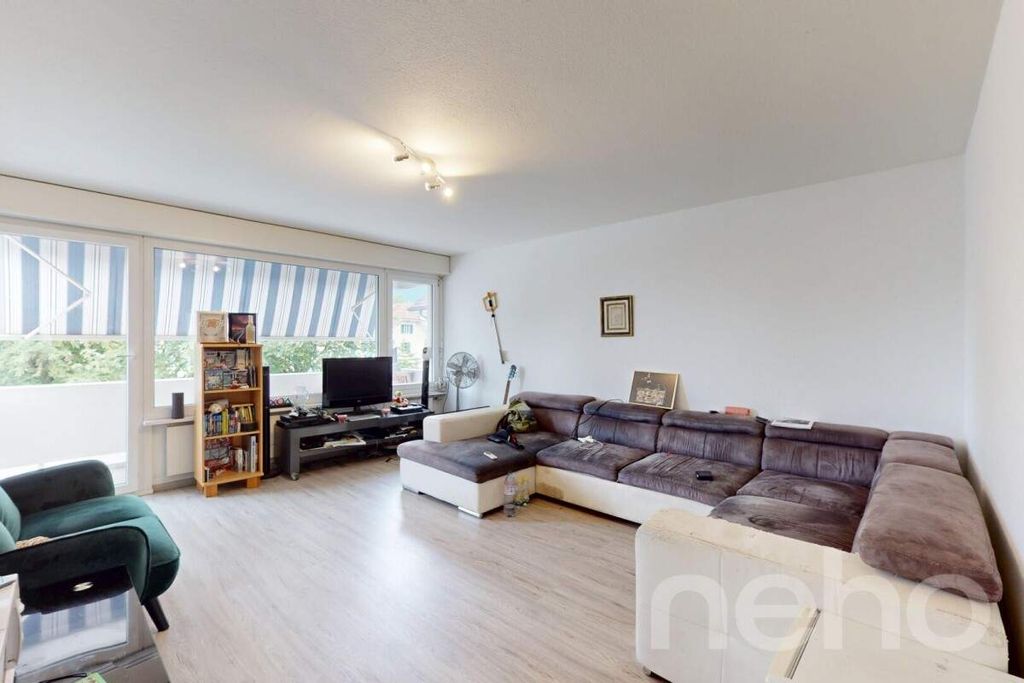 Property photo 2 of 12