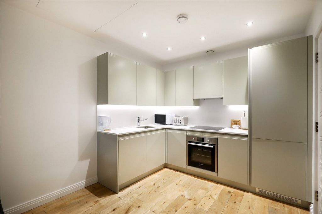 Property photo 2 of 10 Picture No. 03