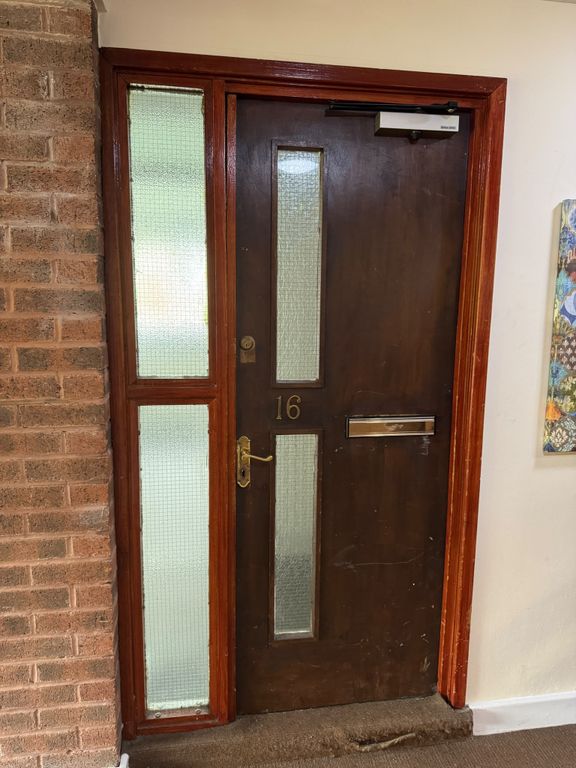 Property photo 2 of 9
