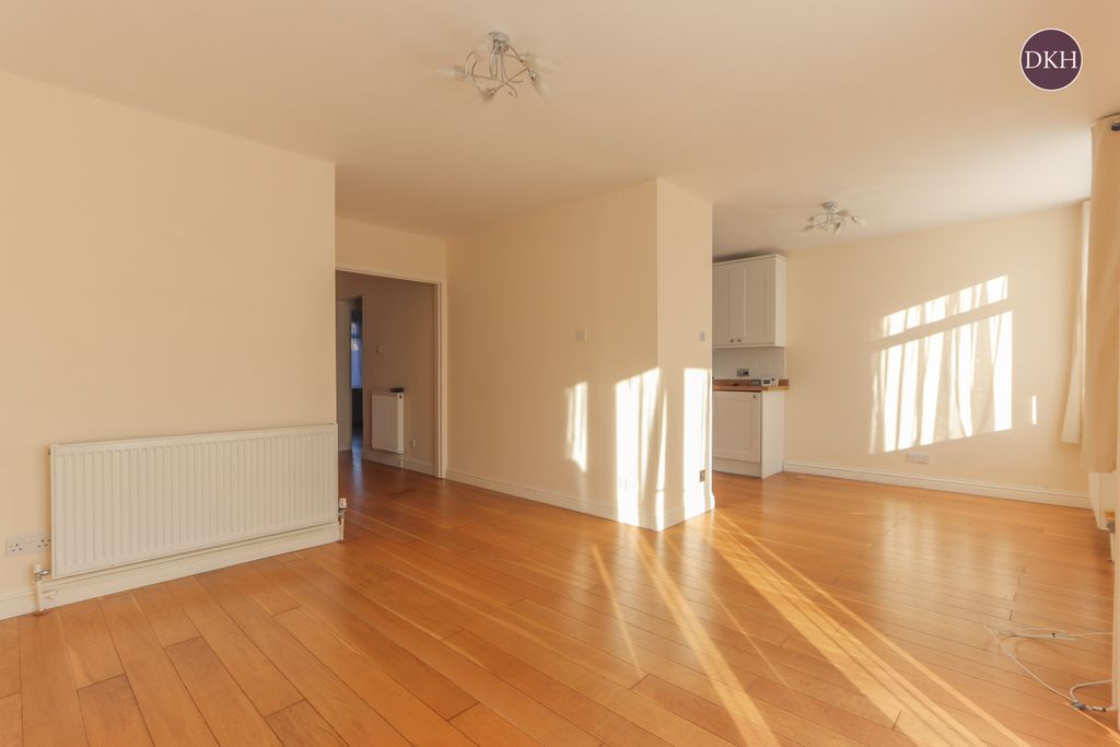 Property photo 3 of 13 Picture No. 10