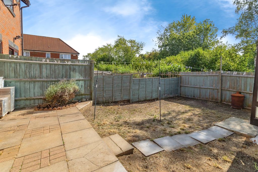 Property photo 3 of 20