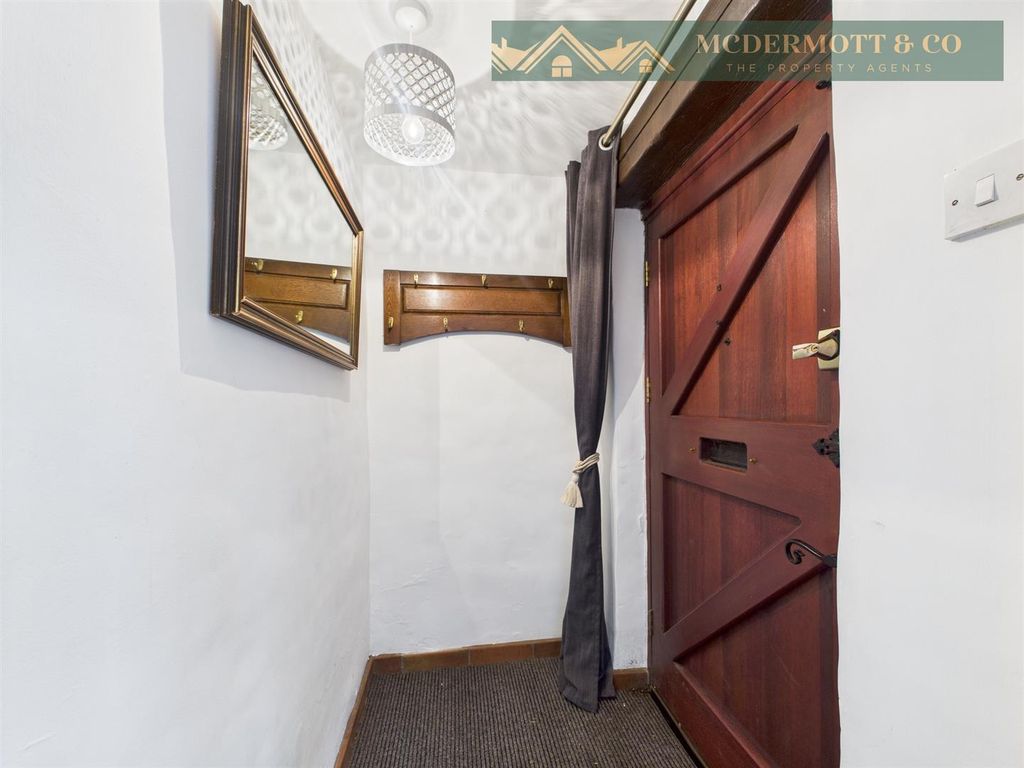 Property photo 3 of 38 Entrance Vestibule