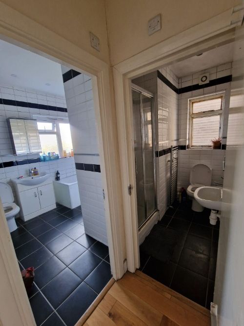 Property photo 3 of 12 Property