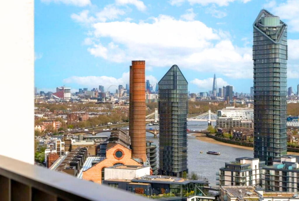 Property photo 3 of 13