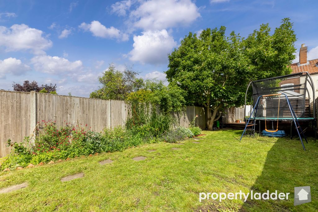 Property photo 2 of 19 Pl-6