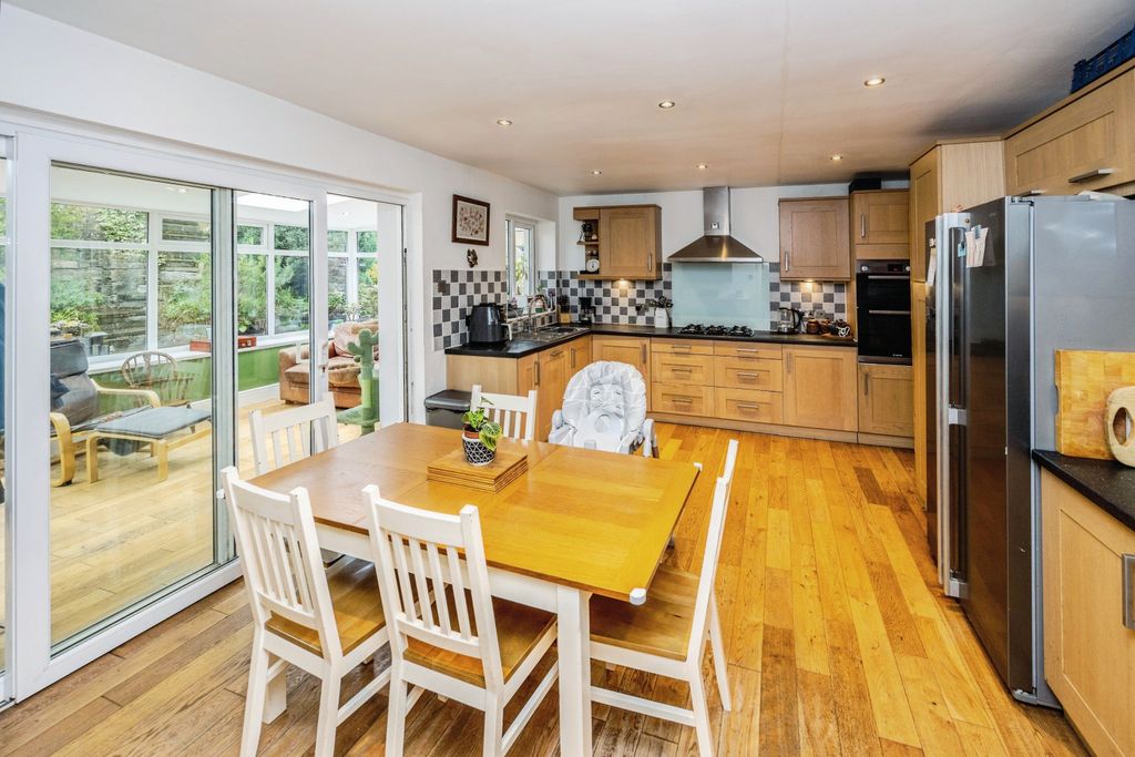 Property photo 2 of 20 Kitchen Dining Room