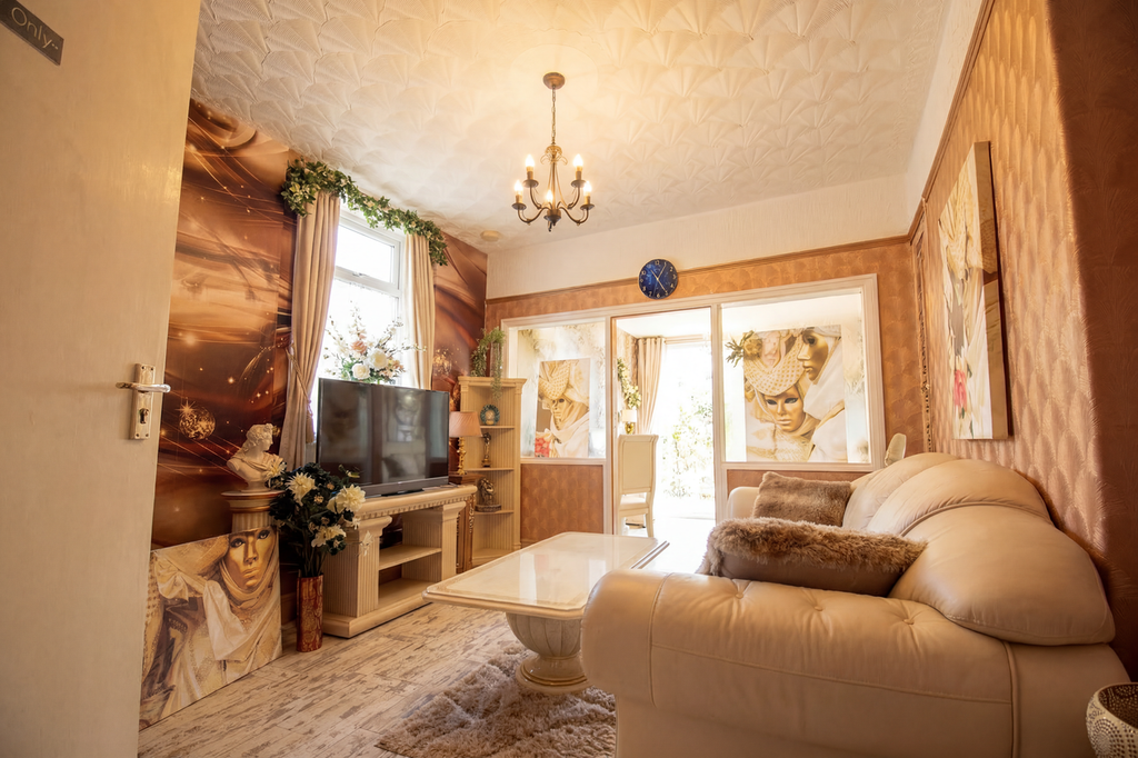 Property photo 2 of 35