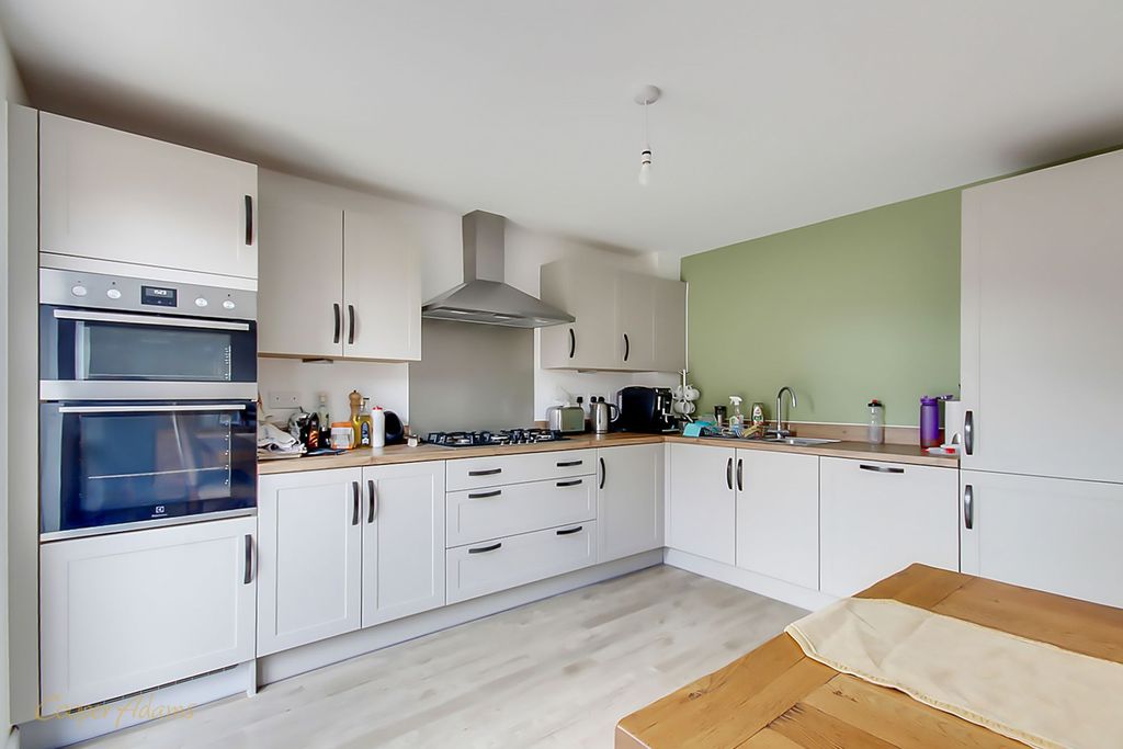 Property photo 2 of 15 Kitchen Area