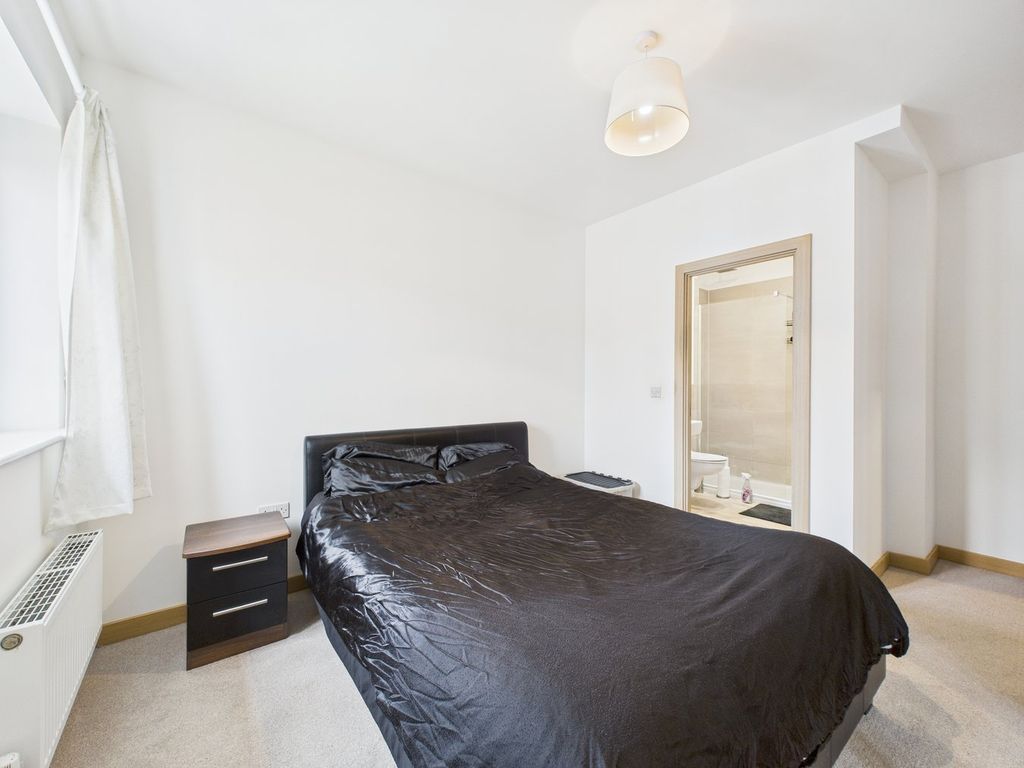 Additional image 5 of 2 bed flat for saleWalsworth Road, Hitchin SG4