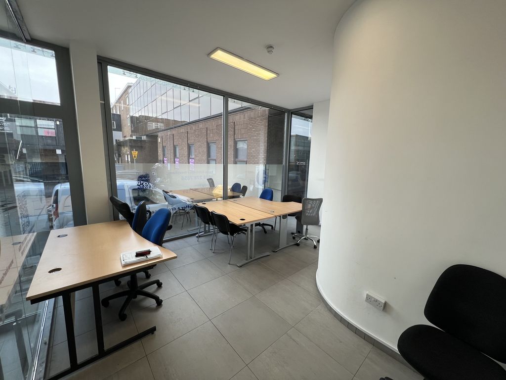 Property photo 1 of 4