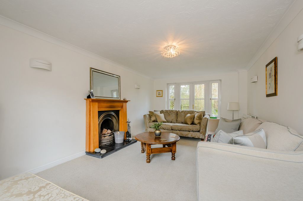 Property photo 2 of 21 Property Image 2