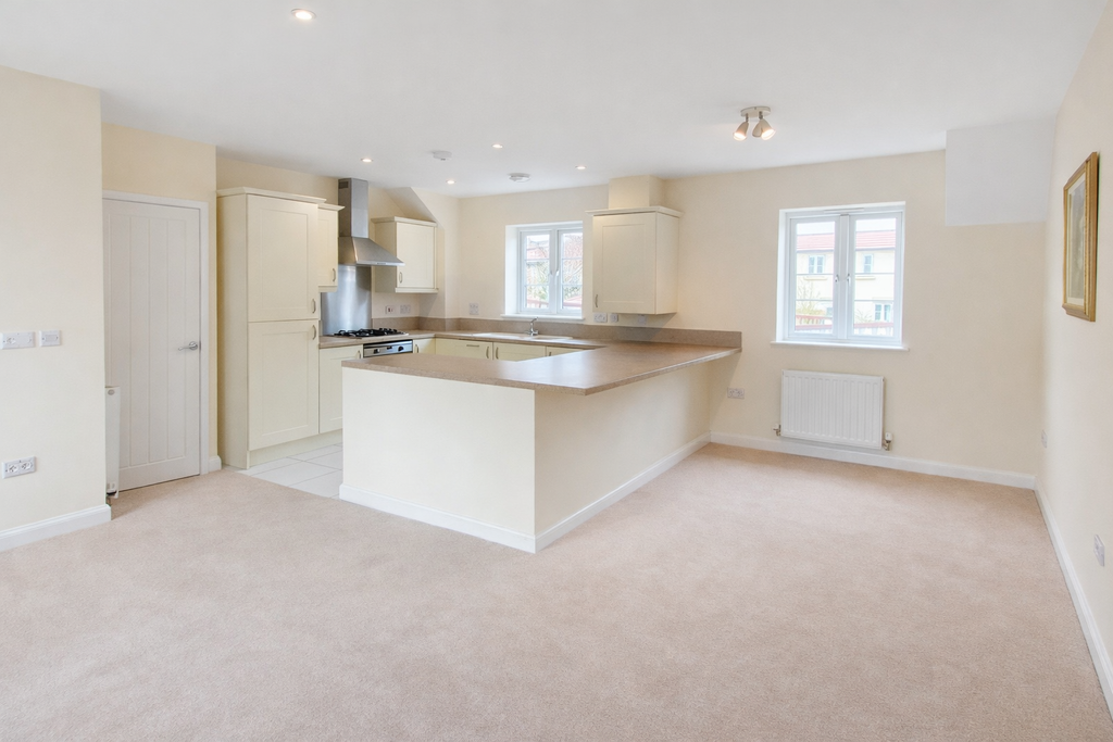 Property photo 3 of 9 Photo 3