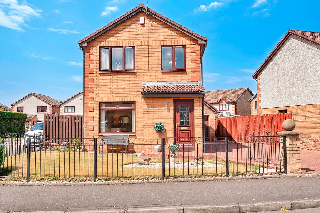 Property photo 1 of 25