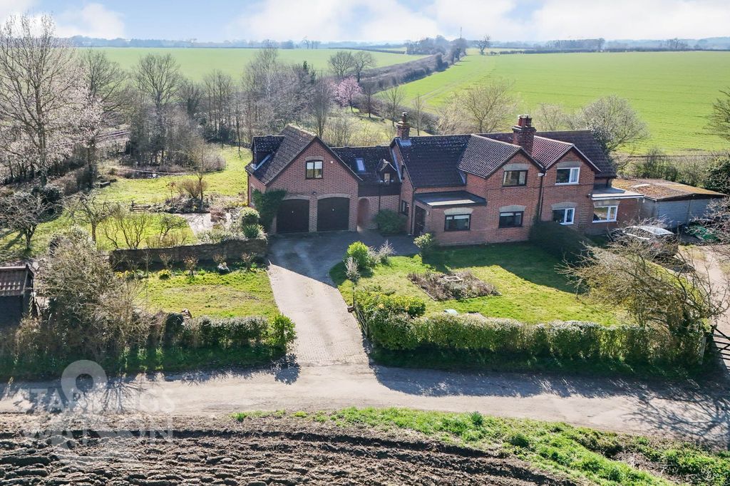 Property photo 1 of 34