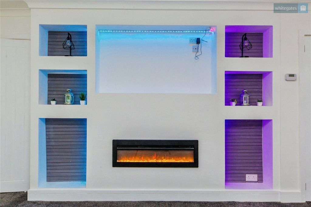 Property photo 2 of 16 Picture No. 13