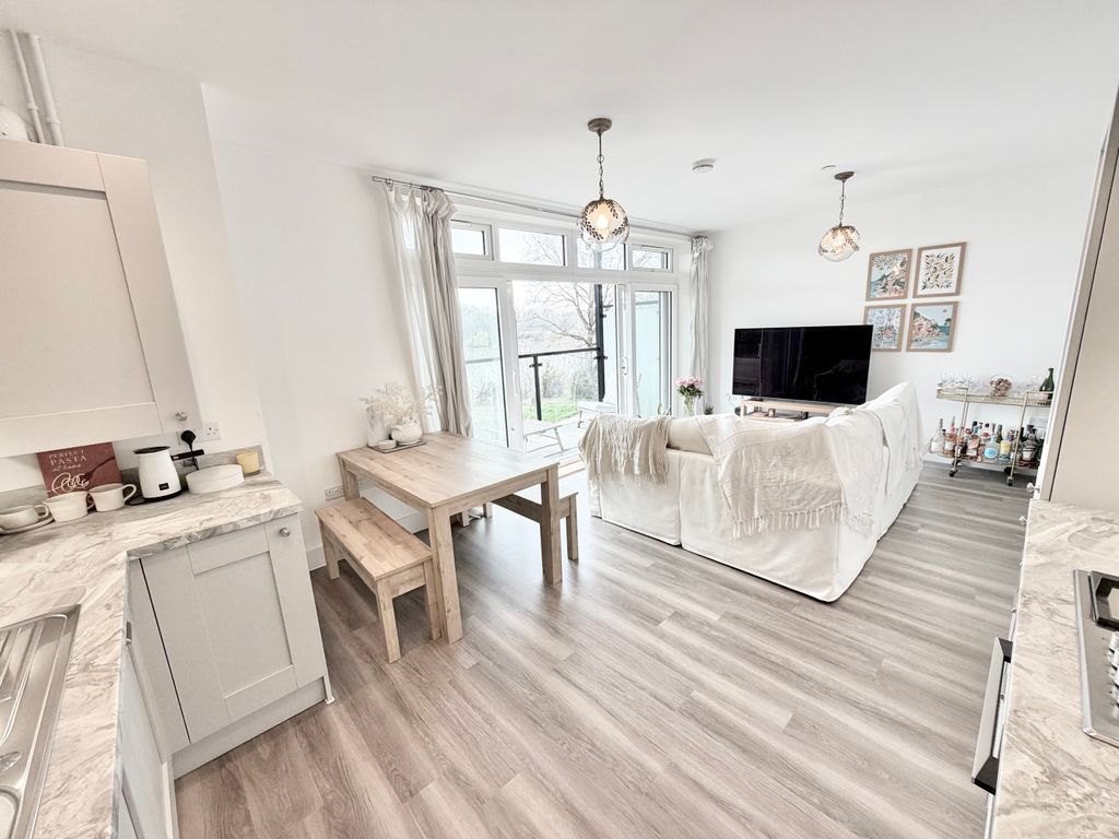 Property photo 2 of 19 Img_8697