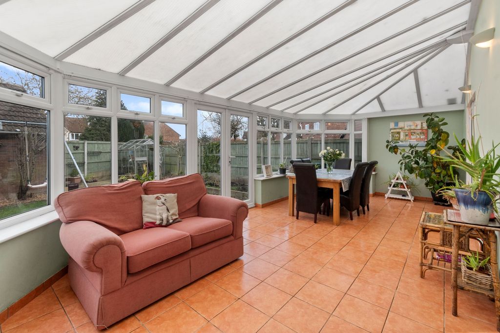 Property photo 3 of 25