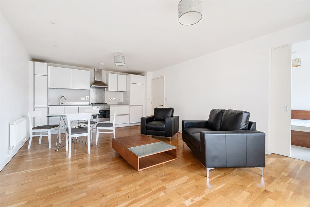 Property photo 3 of 9 Living Area