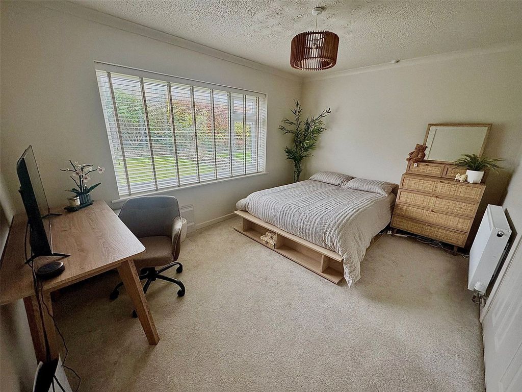Additional image 10 of 4 bed bungalow for saleLlannerch-Y-Medd, Anglesey, Sir Ynys Mon LL71