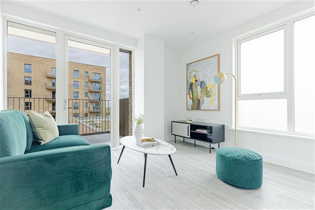 Property photo 1 of 40 (Main)