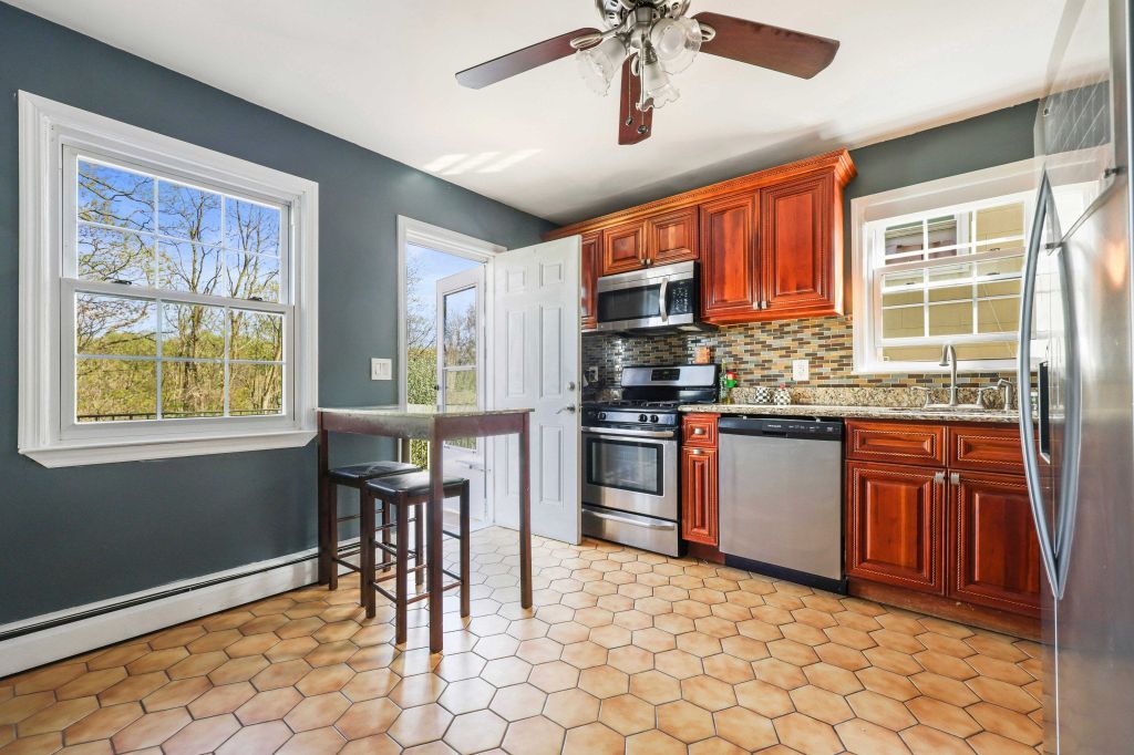 Property photo 3 of 31 <Alttext/>