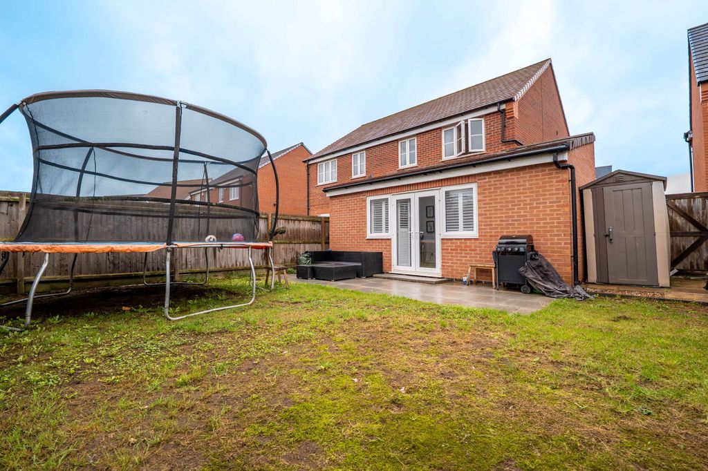 Property photo 3 of 22