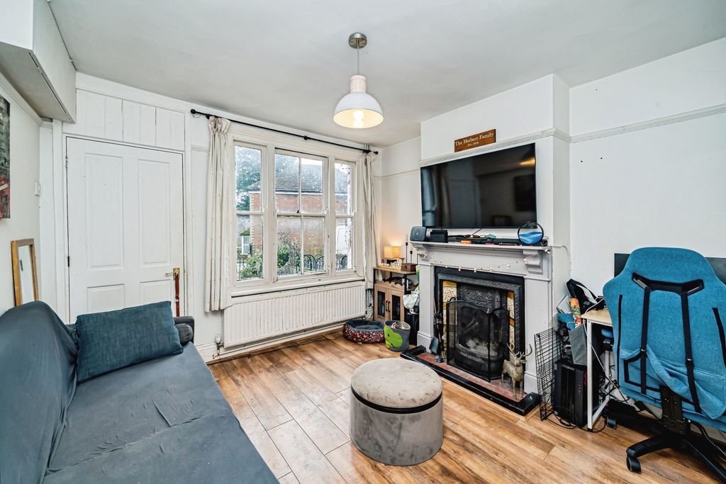 Property photo 3 of 15