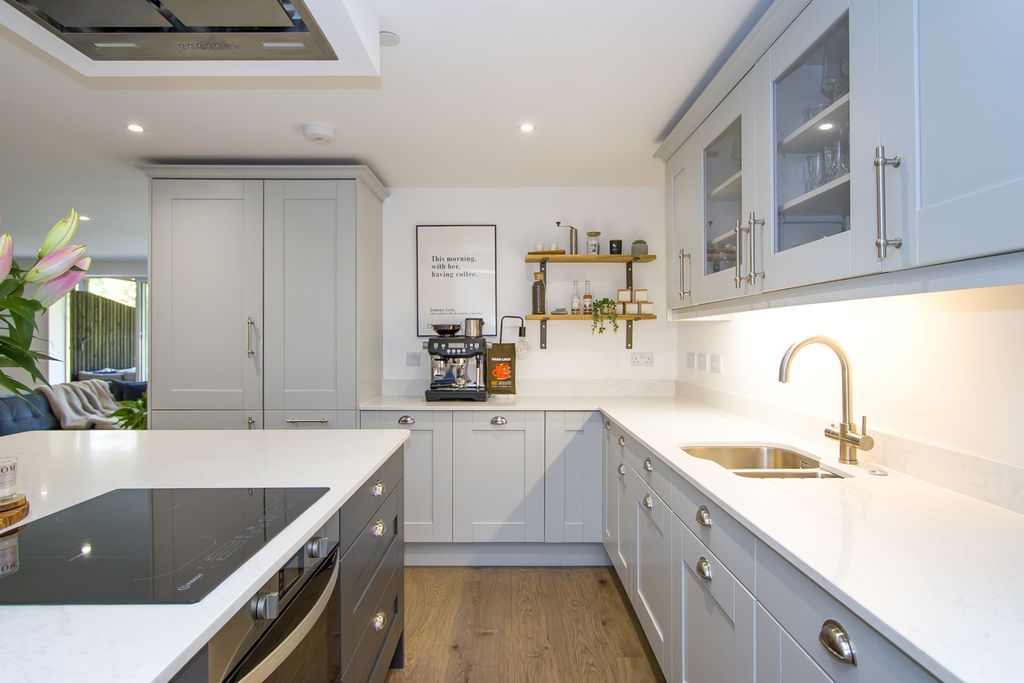Additional image 10 of 2 bed flat for saleBay View, Old Barry Road, Penarth CF64
