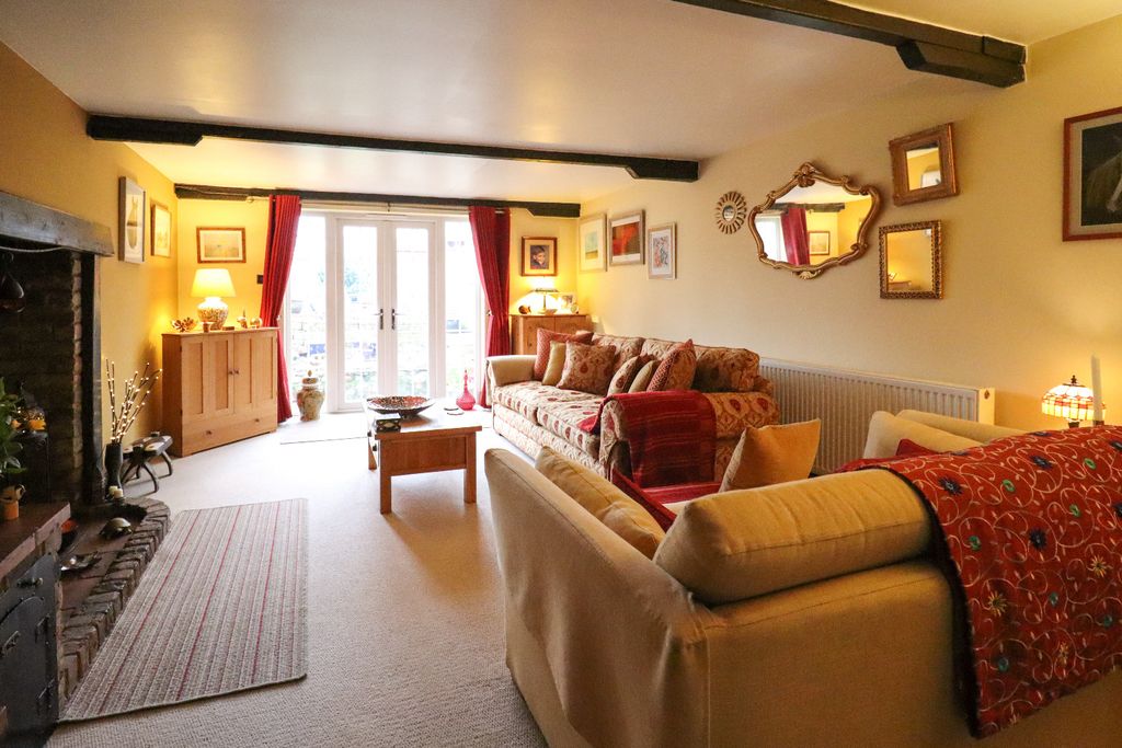 Property photo 2 of 30 3855564