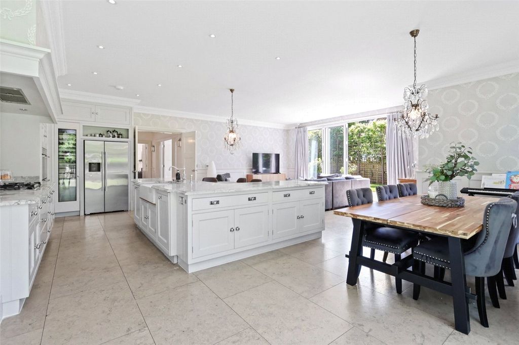 Property photo 2 of 13 Picture No. 08