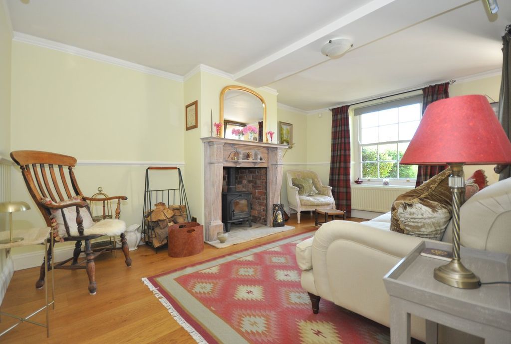 Property photo 3 of 18