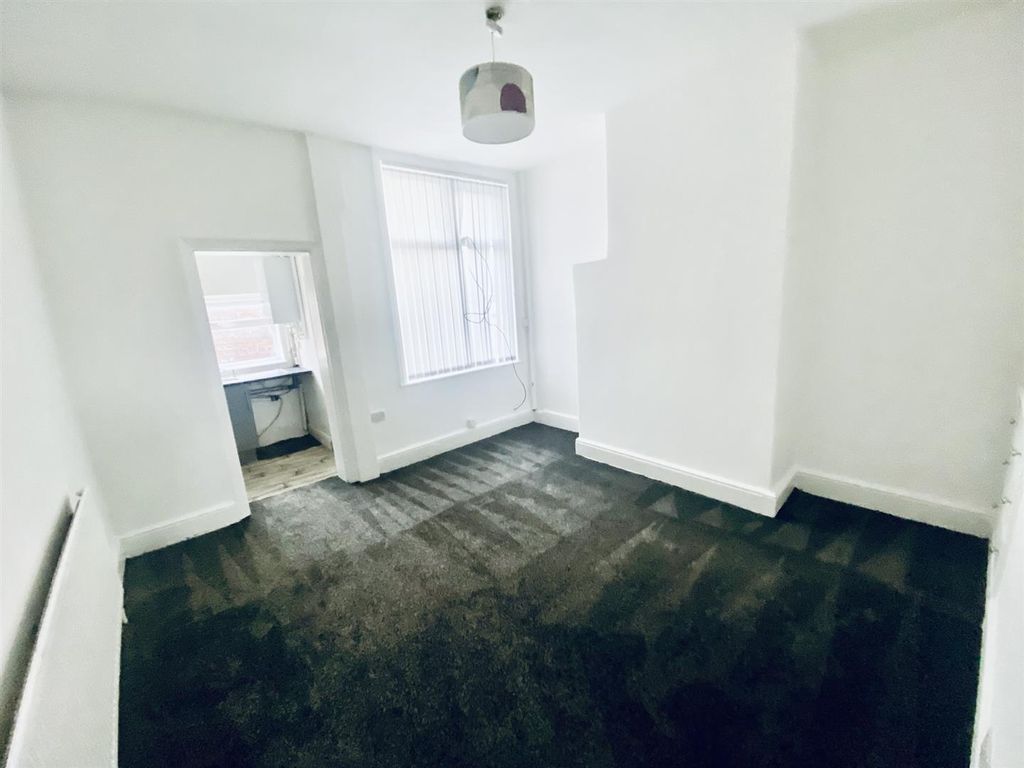 Property photo 3 of 8 Img_4378.Jpeg