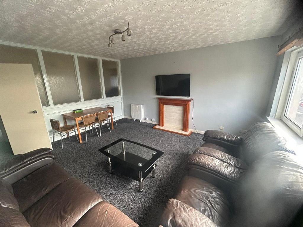 Property photo 2 of 10 Photo 2