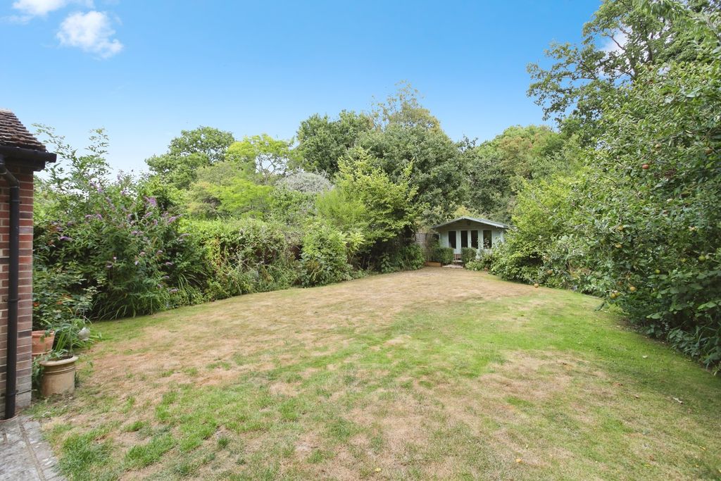Property photo 3 of 17 Photo