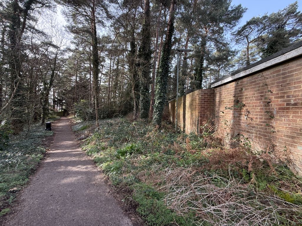 Property photo 2 of 4 Photo 1