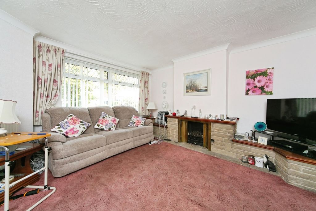 Property photo 2 of 15 Photo
