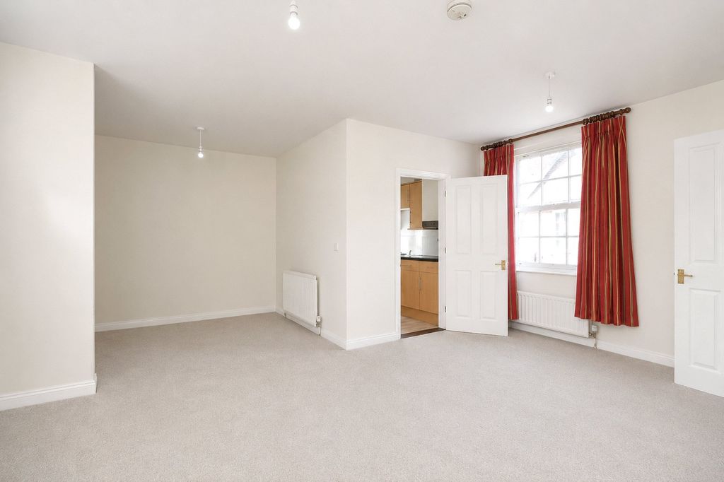 Property photo 3 of 5 Picture No. 08