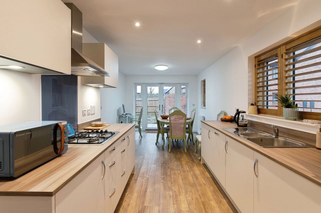 Property photo 2 of 25 Picture