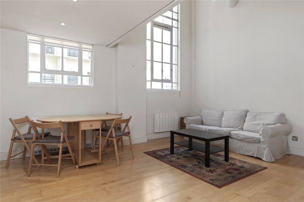 Property photo 1 of 19 Picture No. 14