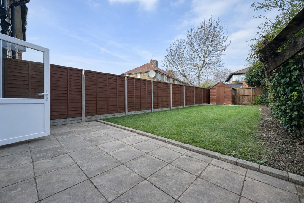 Property photo 3 of 11 98227Ab7-Fa11-4478-A6F4-7Efa88112F80