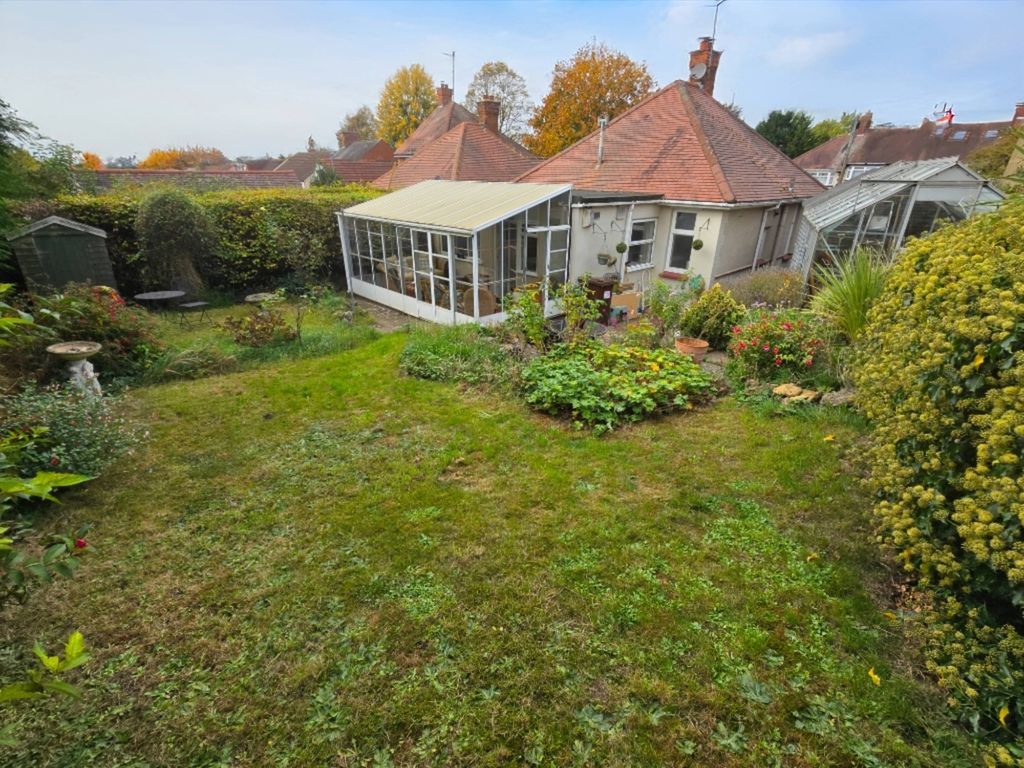 Property photo 3 of 13 Garden