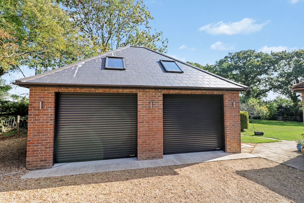 Property photo 3 of 27 Double Garage