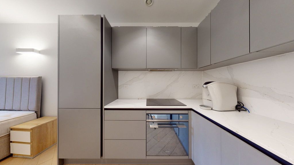 Property photo 2 of 11 Kitchen