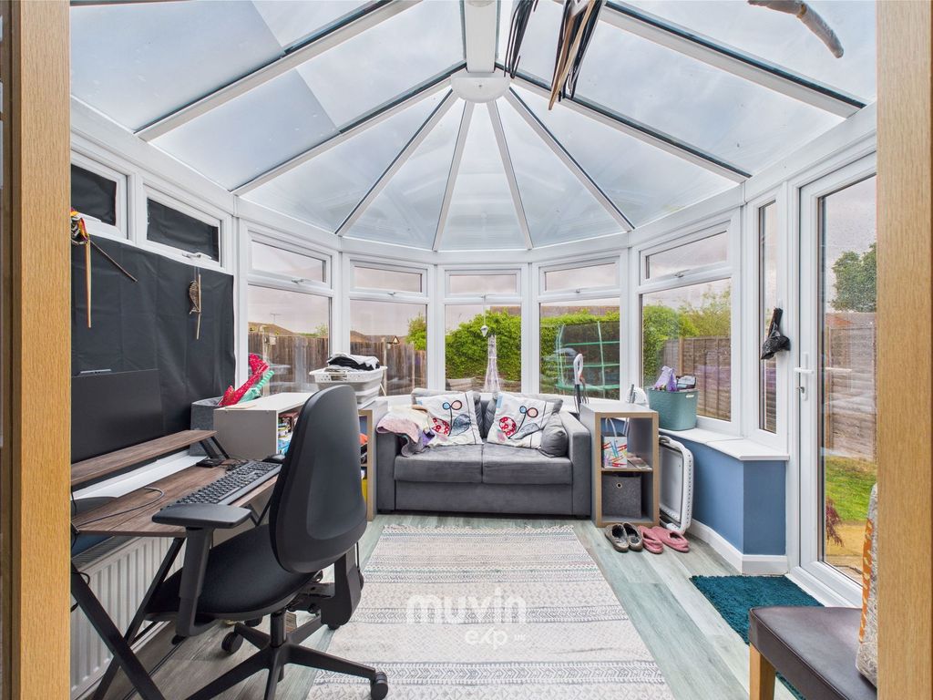 Property photo 3 of 18