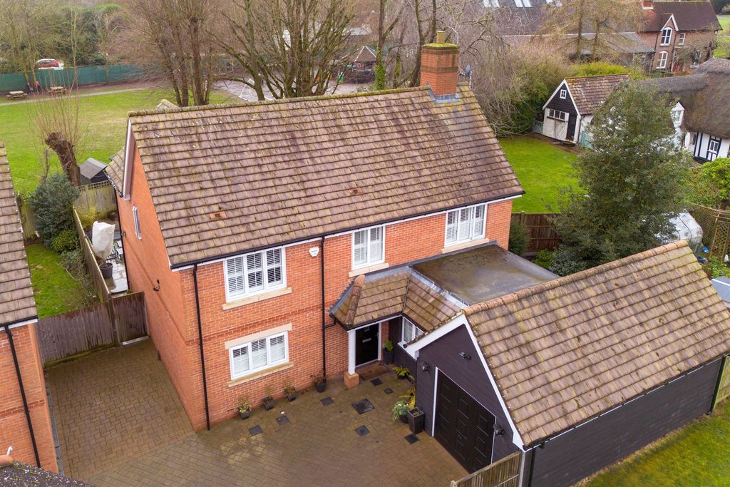 Property photo 1 of 19