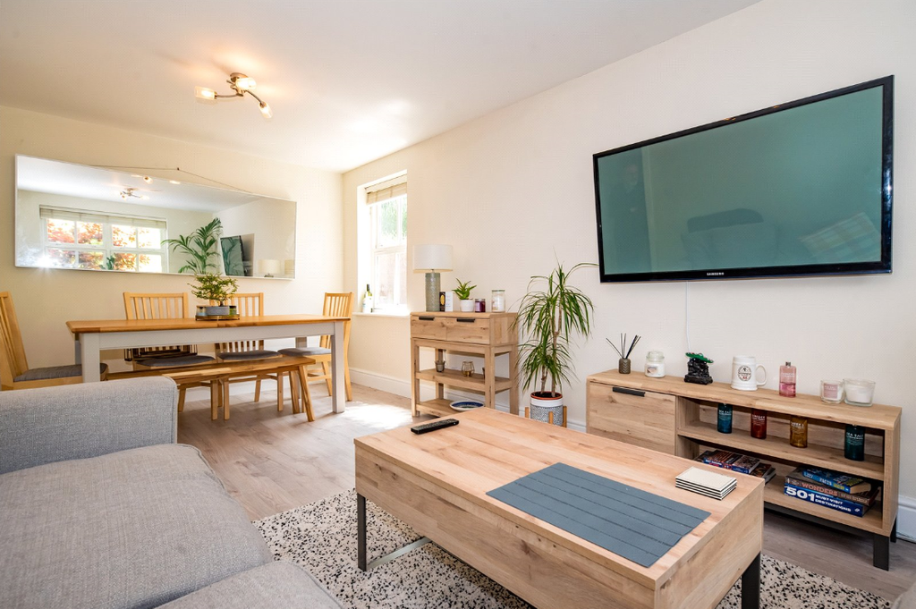 Property photo 3 of 10 5.Png