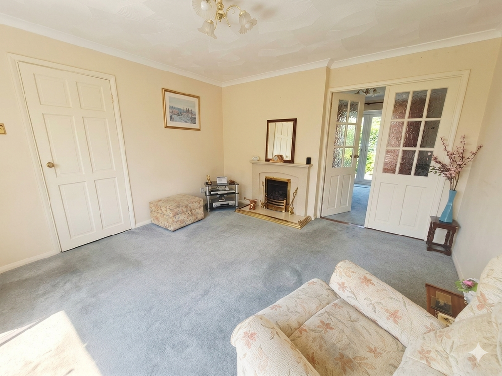 Property photo 2 of 19